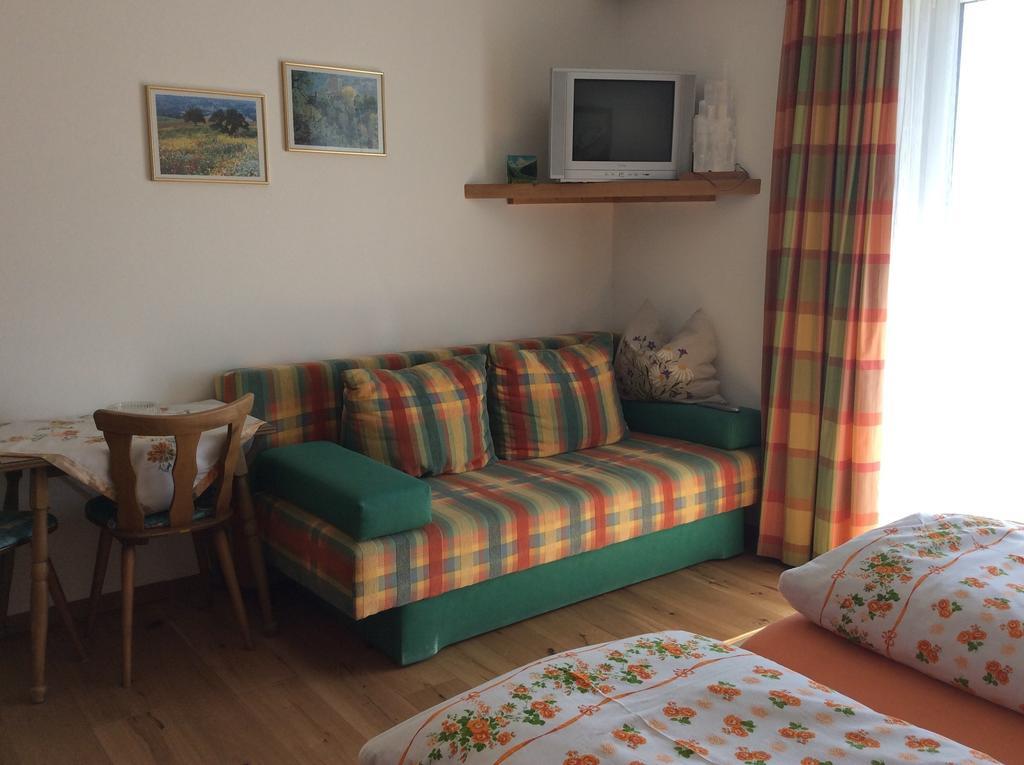 Ferienwohnung Zwoelferblick Брамберг-ам-Вильдкогель Номер фото