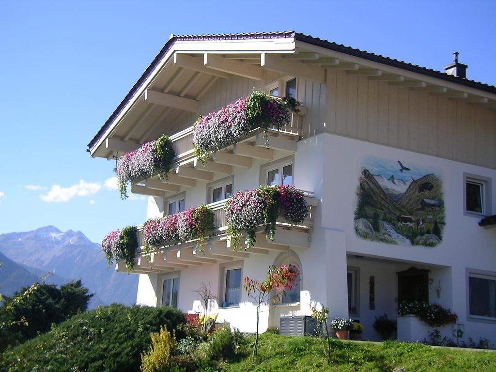 Ferienwohnung Zwoelferblick Брамберг-ам-Вильдкогель Номер фото